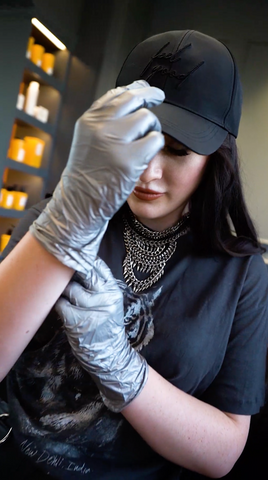 Image of Professional Nitrile Gloves Position 10