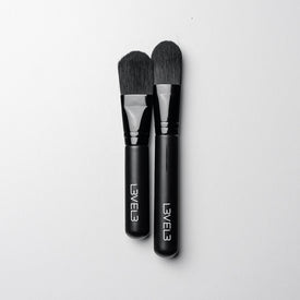 Facial Mask Application Brushes Position 1