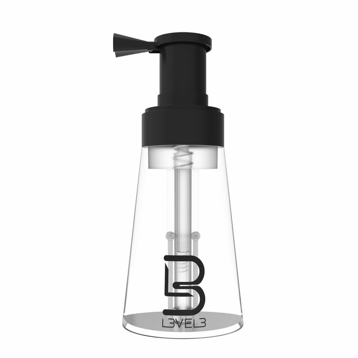 LEVEL3 Powder Spray Bottle Position 1